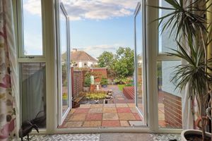 Photo 5- click for photo gallery